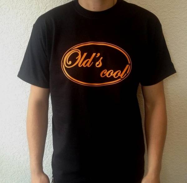T-SHIRT "Old´s cool" black